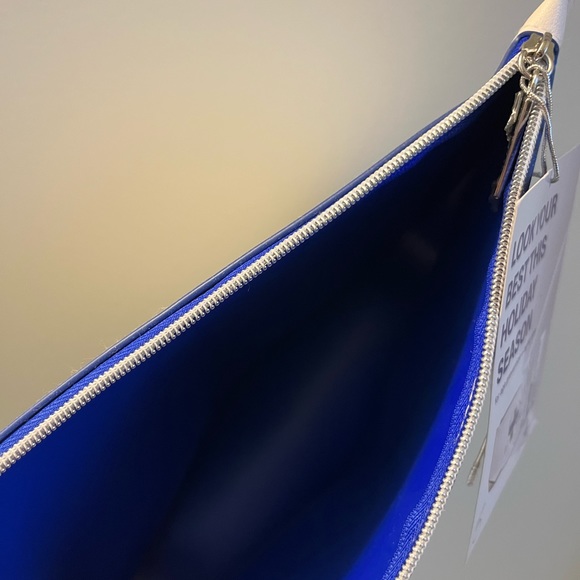 Zo Skin Makeup Pouch - Picture 3 of 3